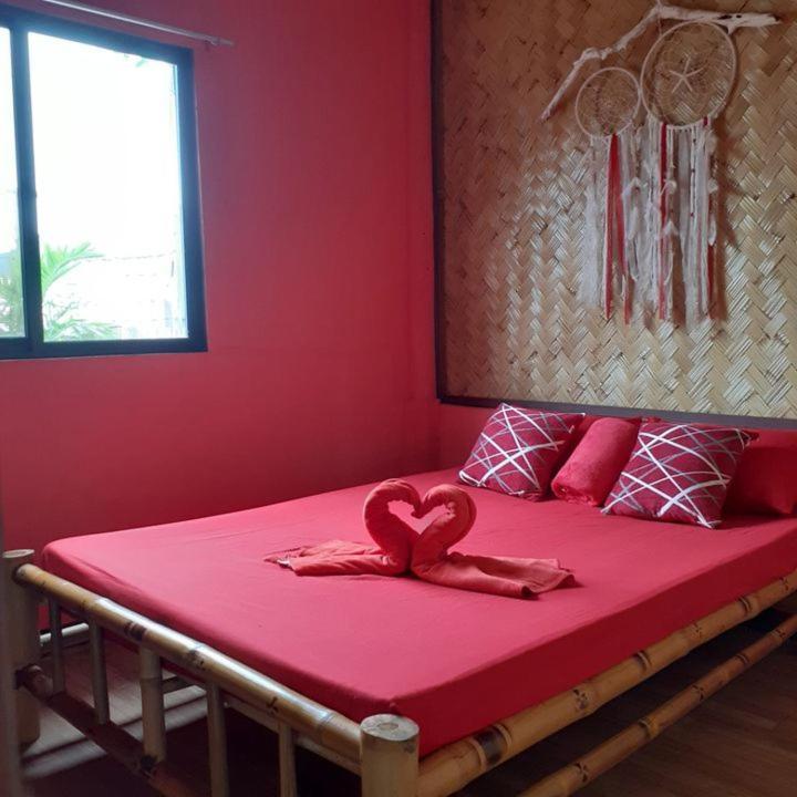 Rovi Homestay Coron Eksteriør bilde
